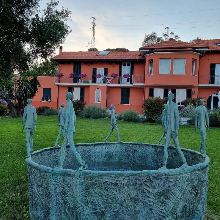 Agriturismo La Tuffatrice 因佩里亚 外观 照片